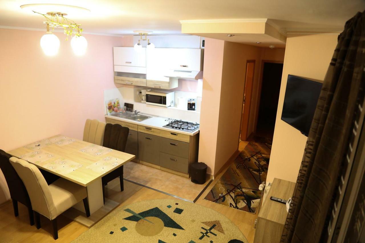 Ferienwohnung Luxury Brașov Exterior foto