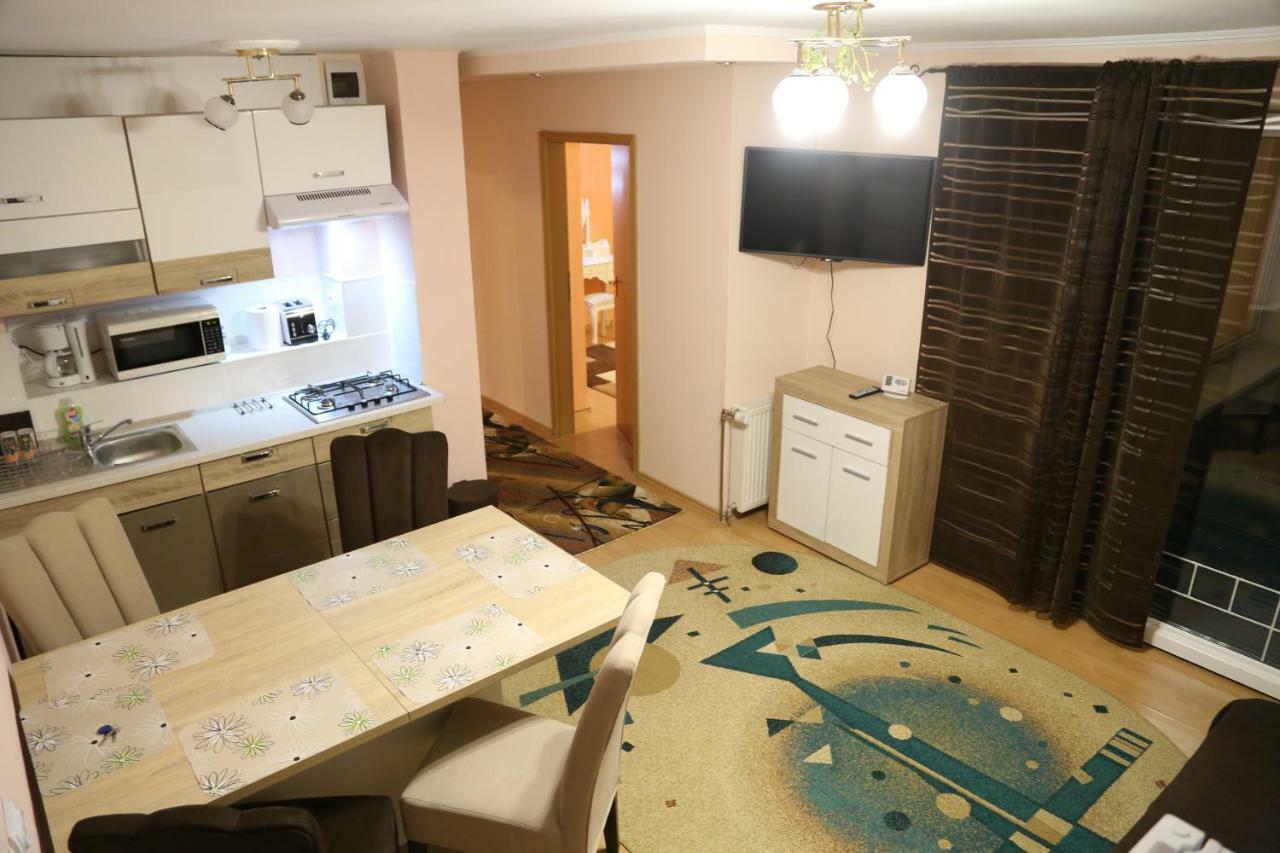 Ferienwohnung Luxury Brașov Exterior foto