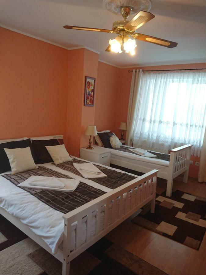 Ferienwohnung Luxury Brașov Exterior foto