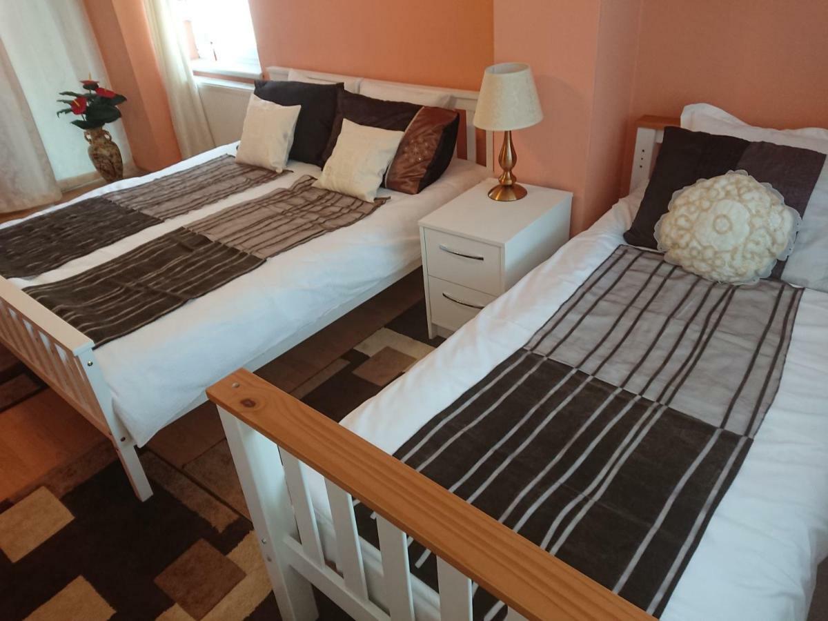 Ferienwohnung Luxury Brașov Exterior foto